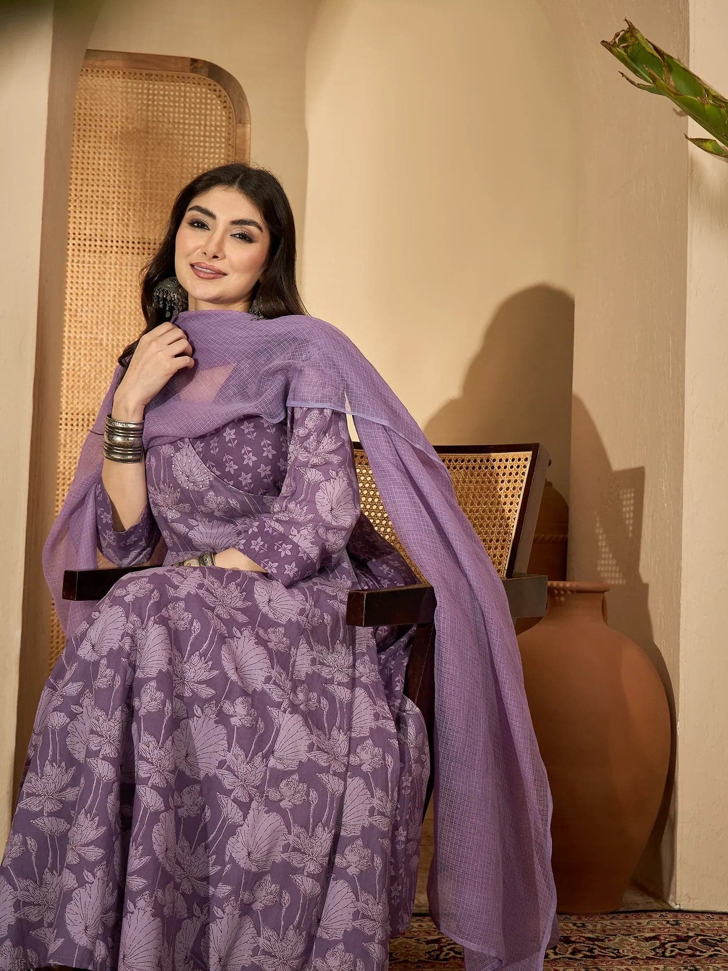 Volso Fashion Women's Purple Printed V-Neck Pure Cotton Kurta Set