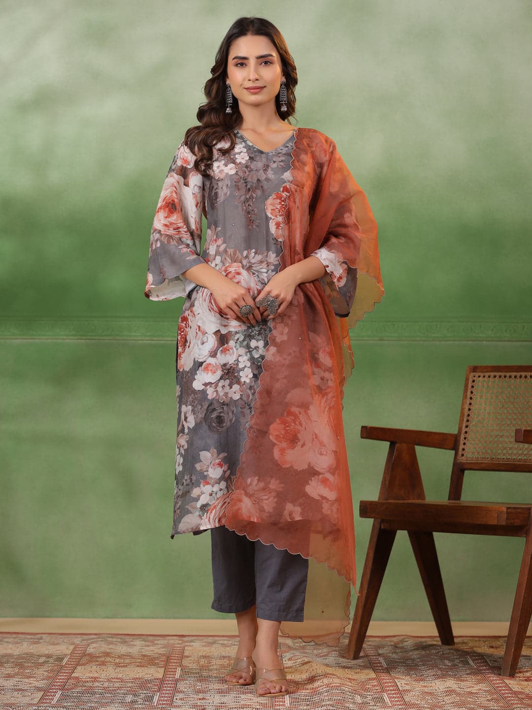 Volso Fashion Women's Grey Floral Print V-Neck A-Line Kurta Set For Women With Elegant Dupatta